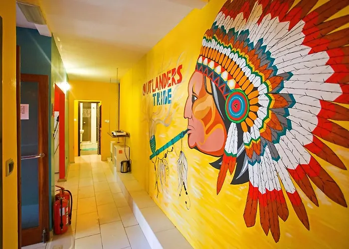Hostel Outlanders Tribe