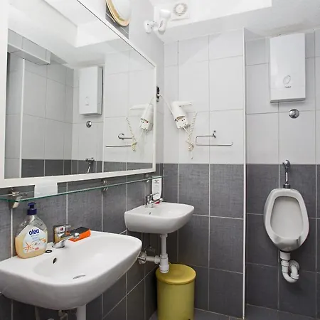 Outlanders Tribe Auberge de jeunesse