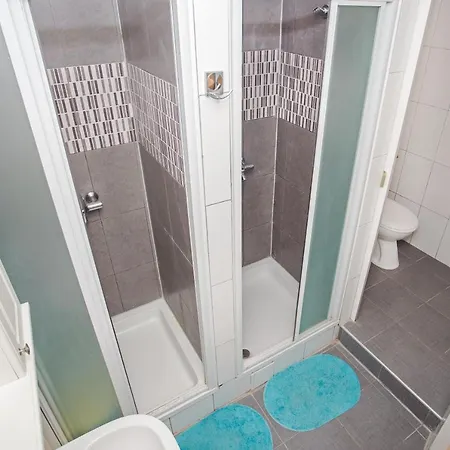 Auberge de jeunesse Outlanders Tribe *