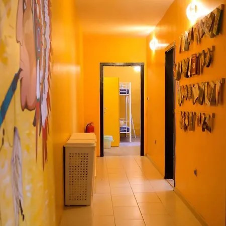 Auberge de jeunesse Outlanders Tribe